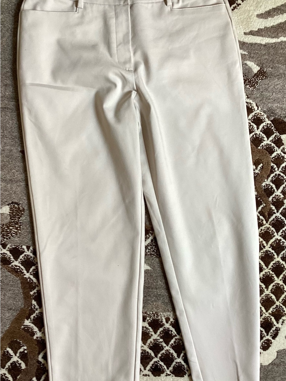 Cropped creamy beige  women’s pants
